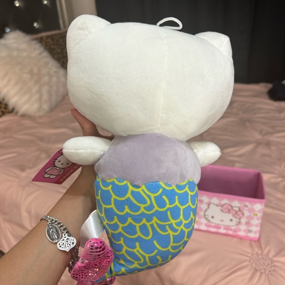 Sanrio Hello Kitty Mermaid Plushie ♡ - Picture 4 of 4